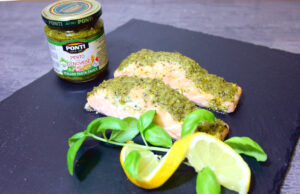 Łosoś pieczony z zielonym pesto łosoś z pesto 2